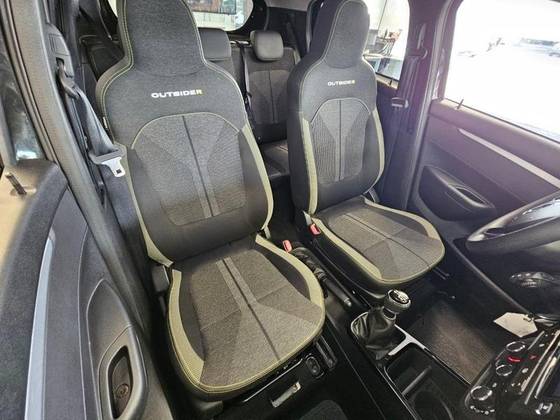 RENAULT KWID 1.0 12V SCE FLEX OUTSIDER MANUAL